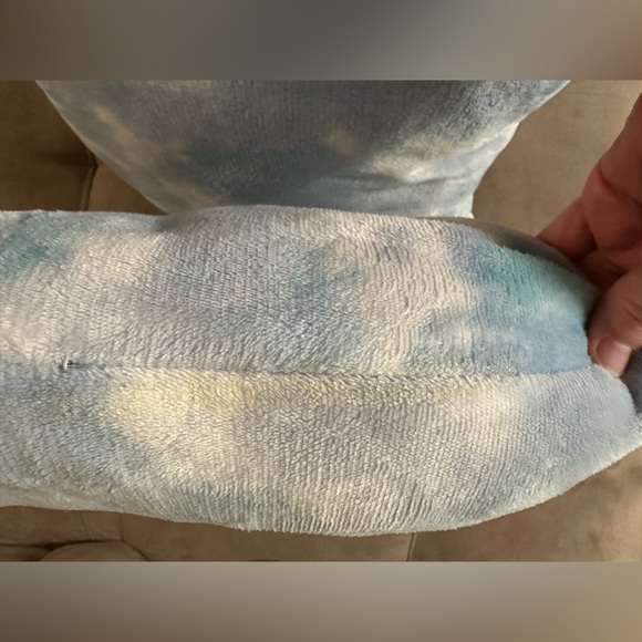 The Big One Printed Plush 2-pack Accent Throw Pillow Set Blue Marble Tie Dye 16” - Picture 15 of 15